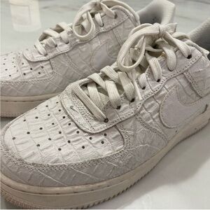 NIKE AIR FORCE 1 LV8 “CROC” PACK Size 6 HTF